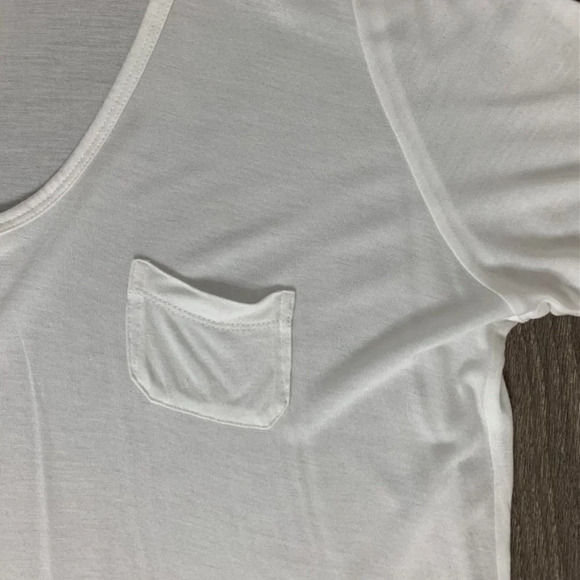 Aritzia Wilfred Free Women’s Libre T-Shirt Oversized V-neck Short Sleeve White - Picture 6 of 10